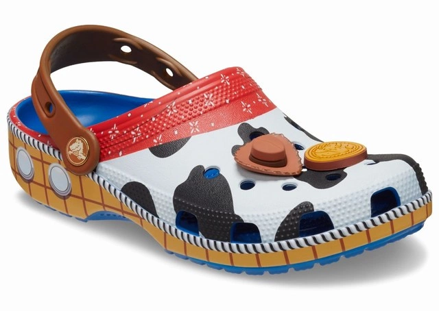 Klapki Crocs Toy Story Woody Classic Clog Kids