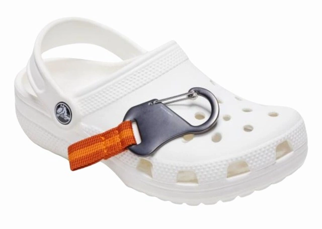 Jibbitz Crocs Adventure Carabiner