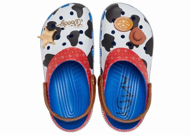 Klapki Crocs Toy Story Woody Classic Clog Kids